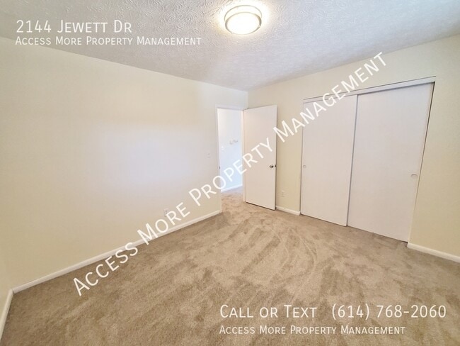 Building Photo - 2144 Jewett Dr
