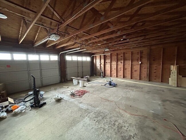 Building Photo - 15471 U.S. Rte 1