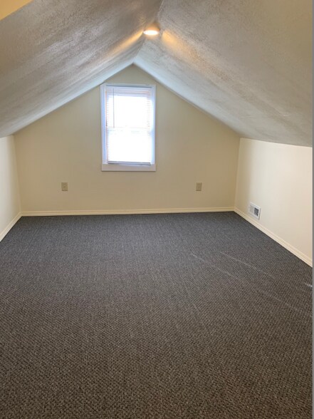 Building Photo - 2319 Whitmore Ave