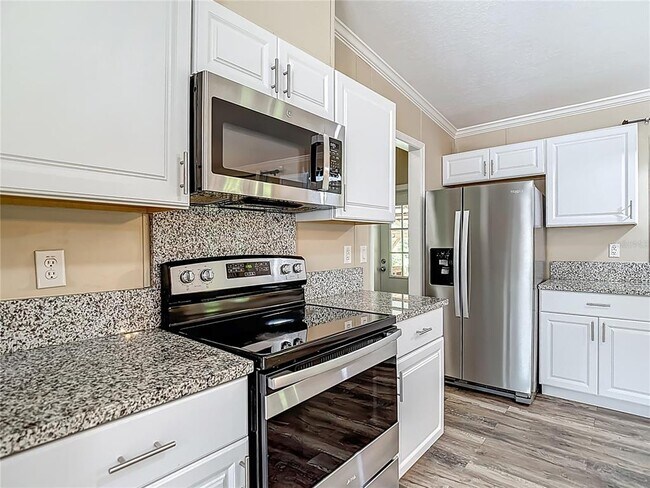 Building Photo - 7515 Rooks Dr
