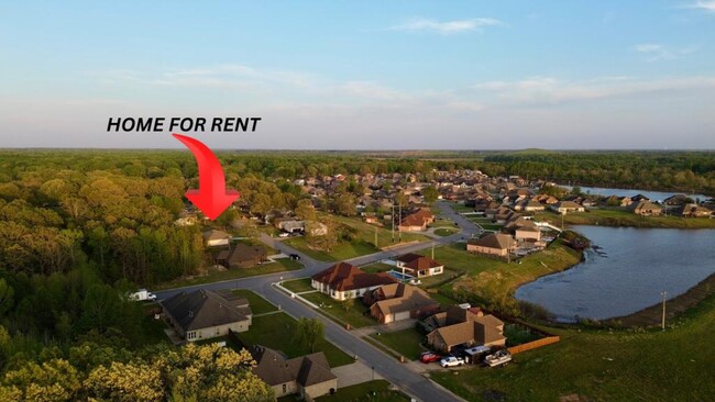 Building Photo - 404 Merganzer Dr