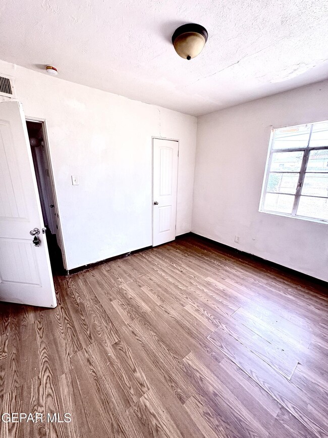 Building Photo - 7603 Hermosillo Dr