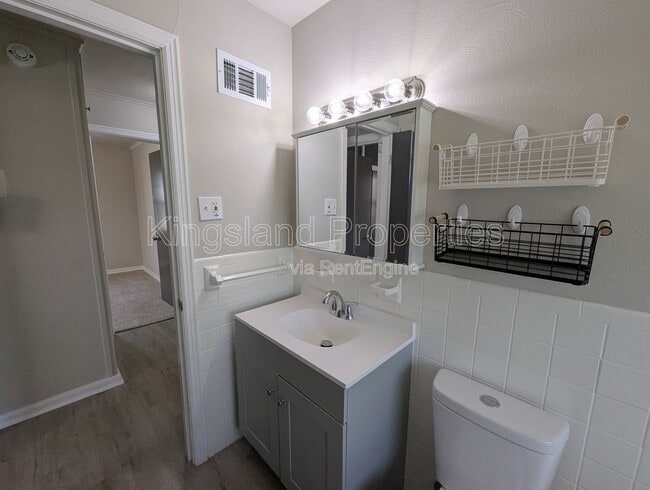 Building Photo - 9418 Pattonwood Dr