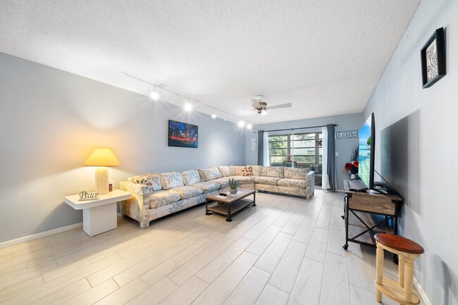 Building Photo - 2504 Antigua Terrace