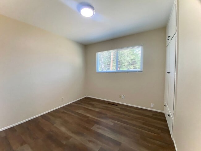 Building Photo - Lovely 4-bedroom home in Fremont – Sundale Neighborhood!