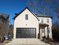 Building Photo - 901 Sunny Meadows Ln