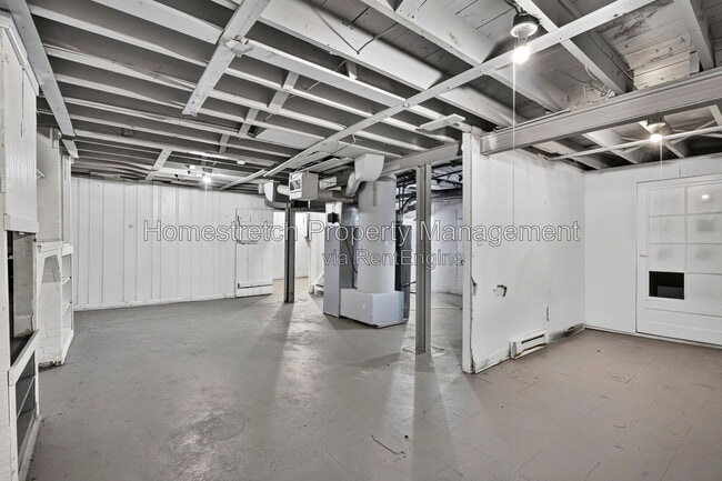 Building Photo - 161 Cameron Rd