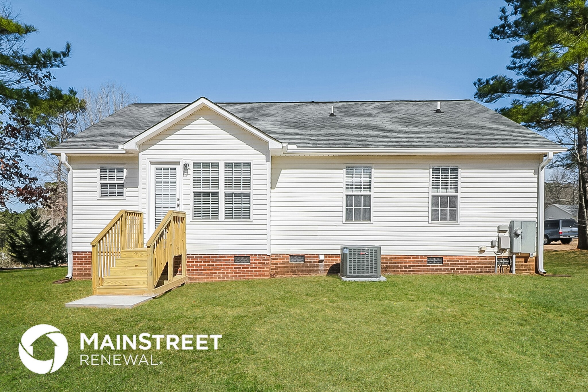 Building Photo - 448 Sunray Dr