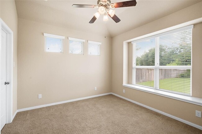 Building Photo - 2 Prairie Falcon Place