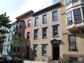 Building Photo - 398 Madison Ave