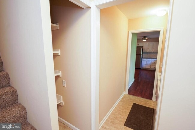 Building Photo - 5679 Anchor Pl