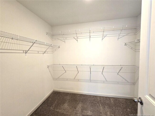 Building Photo - 2278 Lakewell Cir