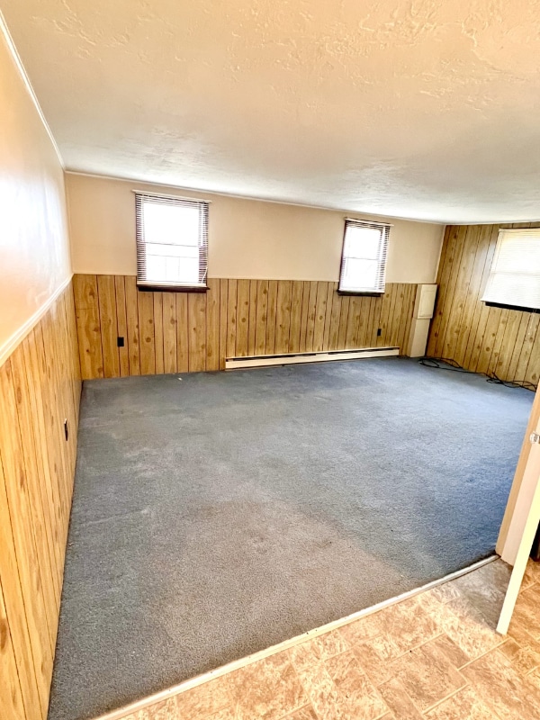 Building Photo - 2 Albert Ln