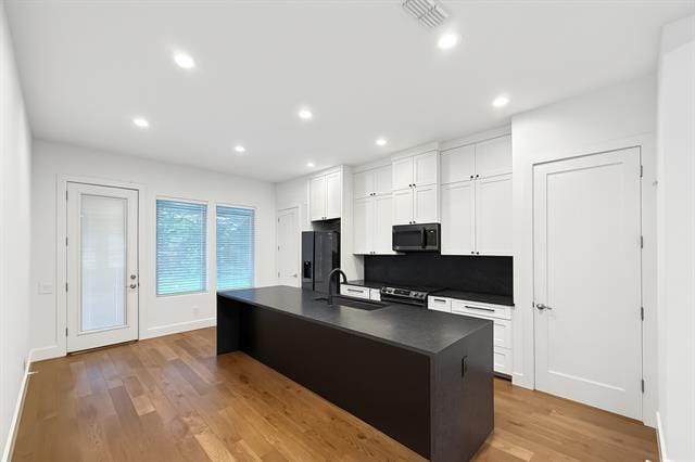 Building Photo - 2310 Newbury Dr