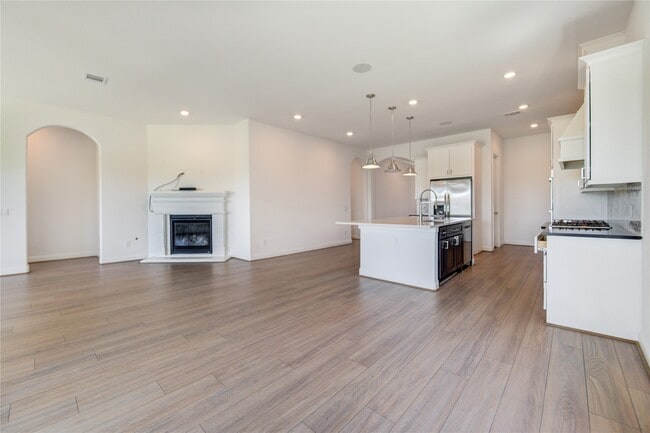 Building Photo - 625 Cape Capri Dr