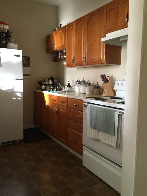 Building Photo - 524 23rd St