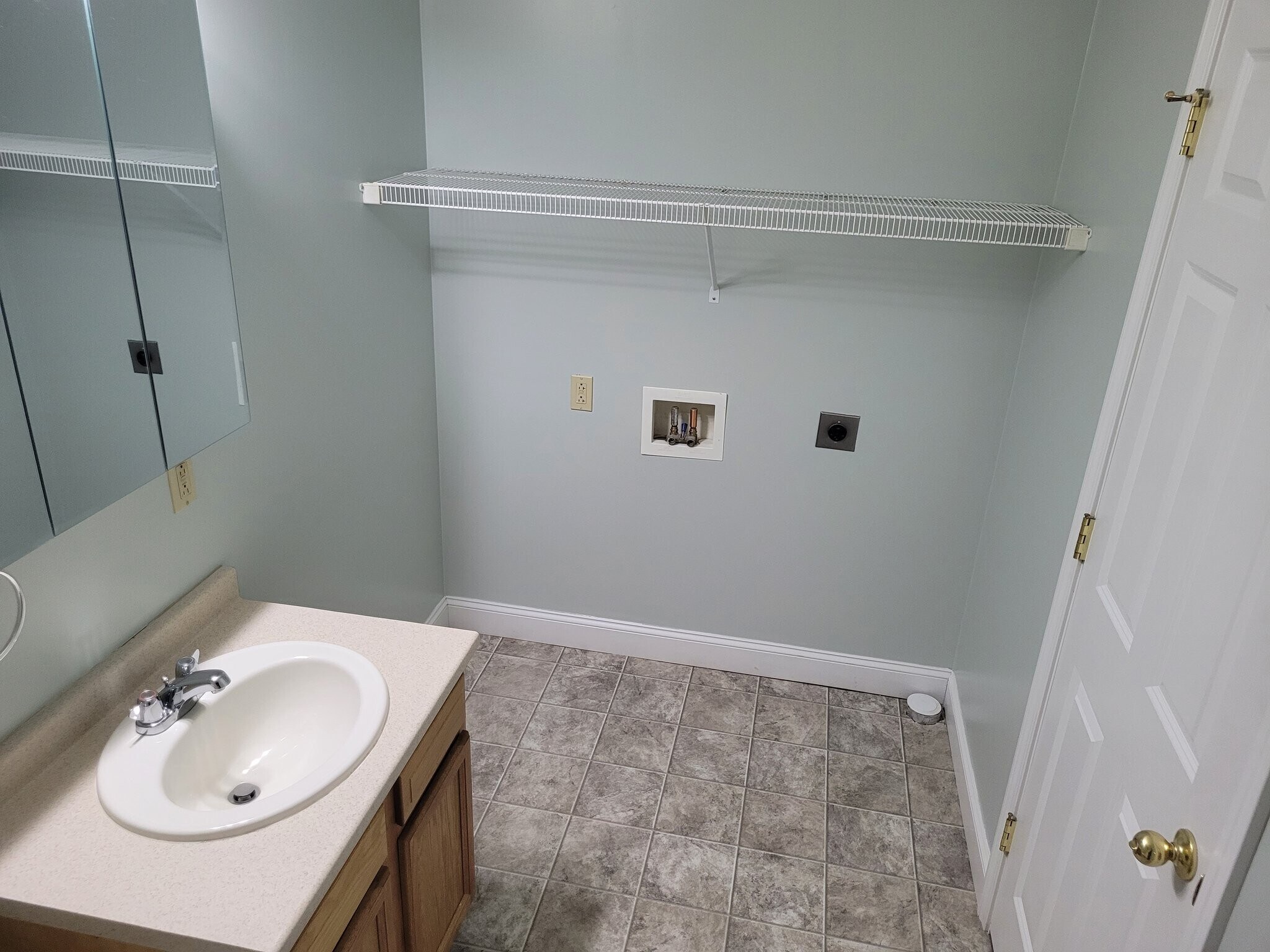 Building Photo - 22 Tourmaline Dr
