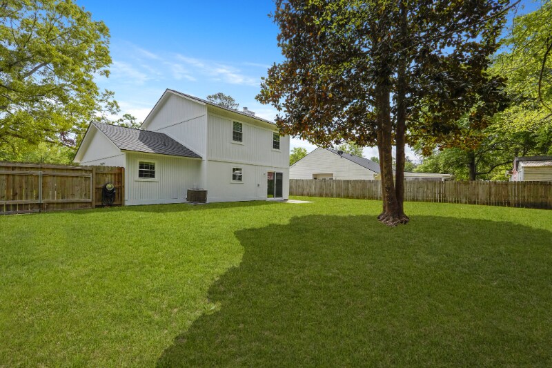 Building Photo - 85 Blue Heron Ct