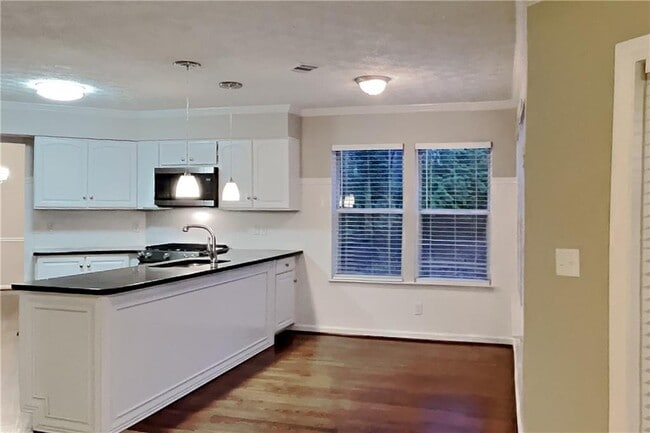 Building Photo - 2981 Sutton Glen