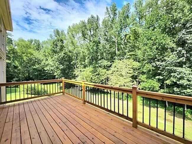 Building Photo - 10795 Cauley Creek Dr