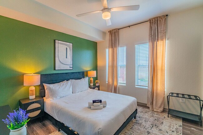 Building Photo - 9600 W Georgia Ave