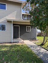 Building Photo - 92 Quinn Ave