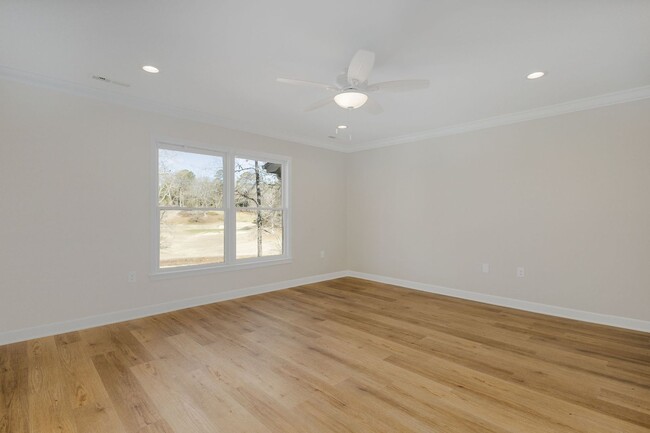 Building Photo - # Serene Living Near Travelers Rest