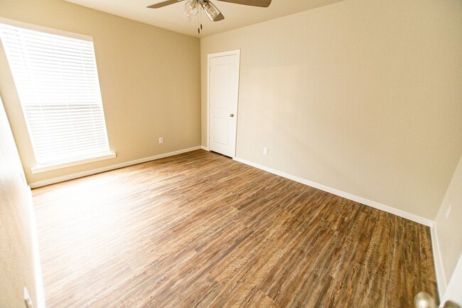 Building Photo - New Beginnings Start At AMRR: 4 bedroom available SOON in Frenship District!