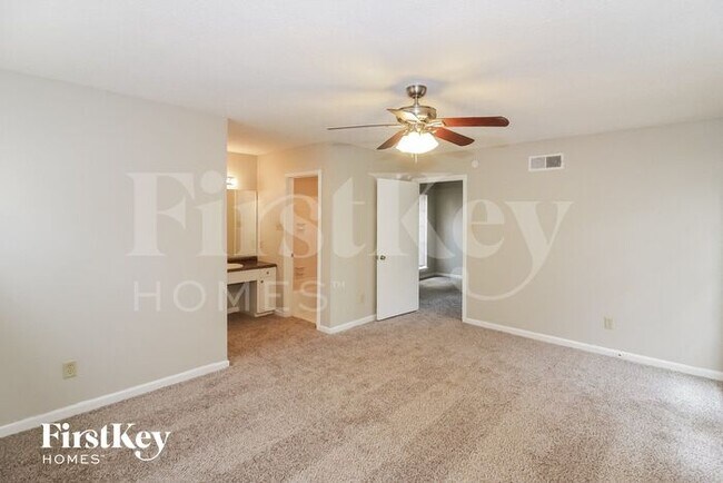 Building Photo - 6635 Wesfield Cove