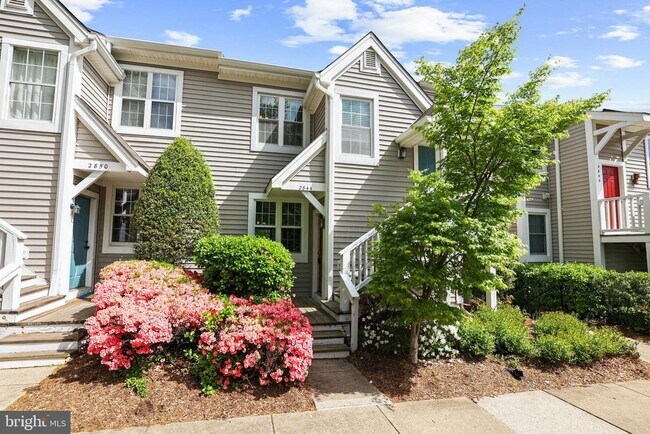 Building Photo - 2844 Yarling Ct