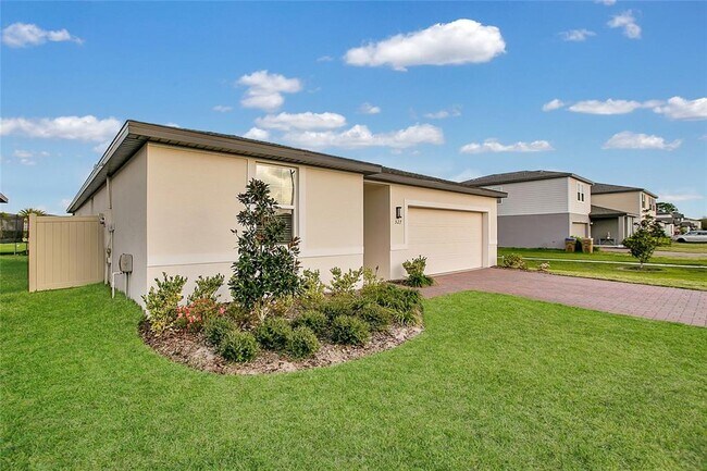 Building Photo - 527 Amadoras Wy