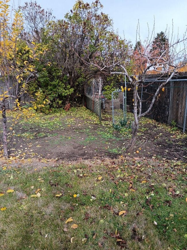 Building Photo - 3 Bed House in La Grande