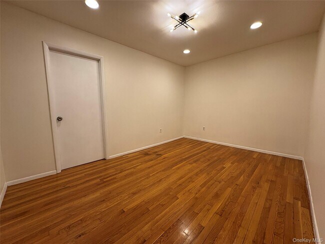 Building Photo - 100 Dowd St