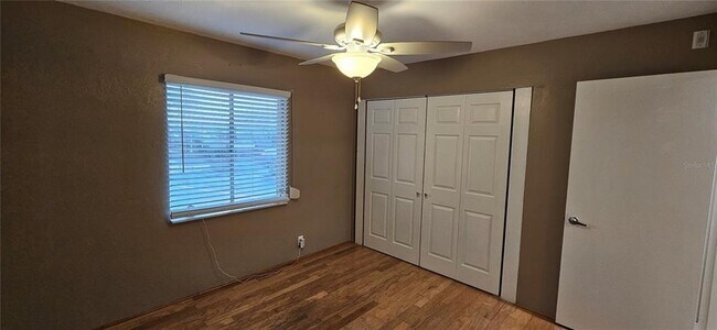 Building Photo - 2244 Winkler Ave