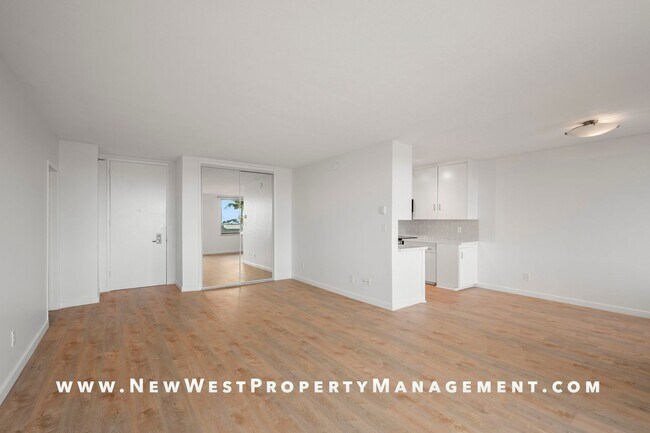 Building Photo - Renovated Banker's Hill 2 Bedroom at Laure...