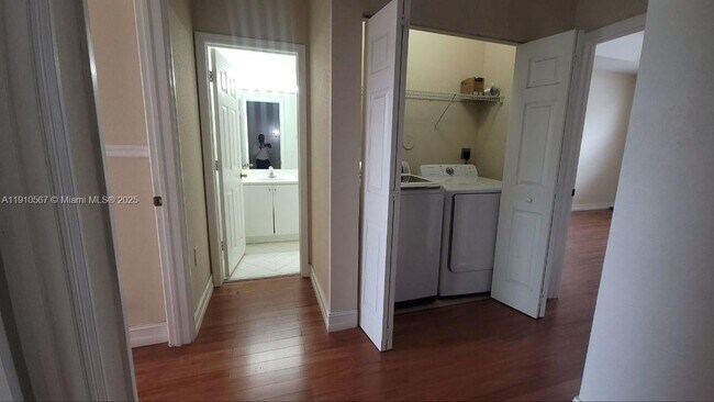 Building Photo - 12874 SW 132nd Terrace