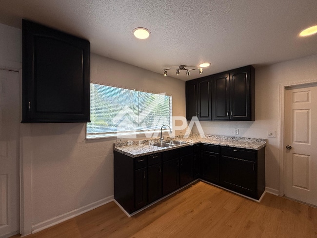 Building Photo - 9418 Shields Dr