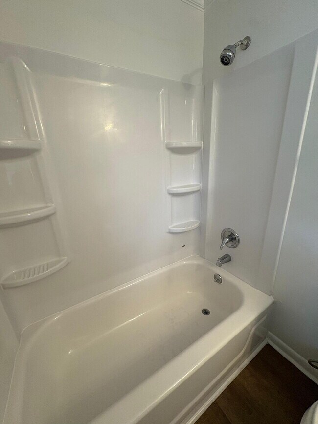 Building Photo - 571 Winding Creek Rd