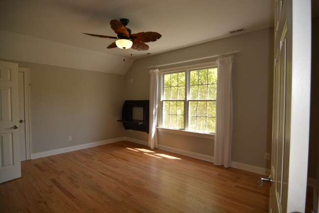 Building Photo - Beautiful, spacious home in The Preserve