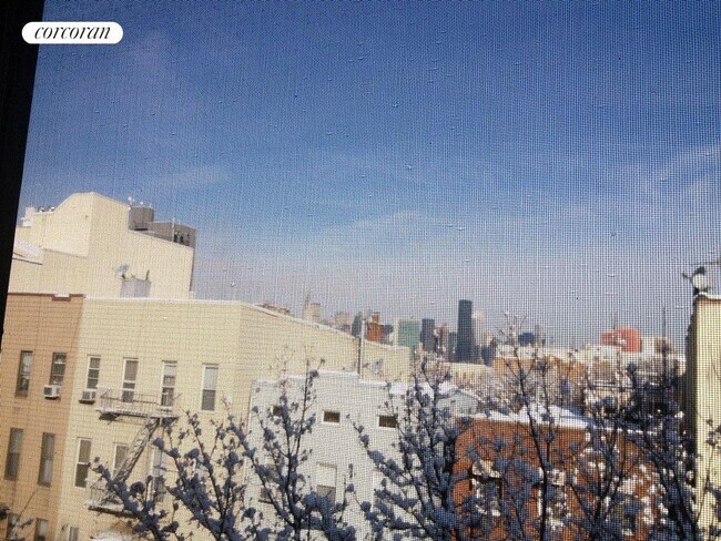 Building Photo - 118 Java St