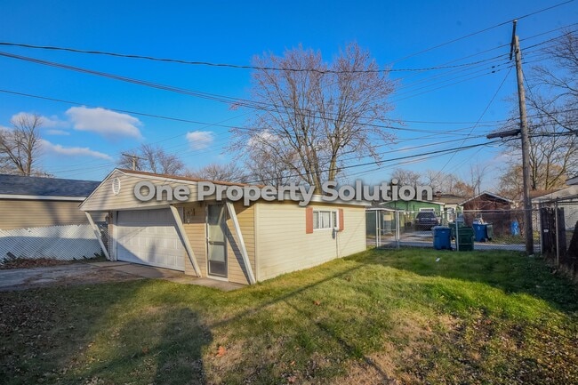 Building Photo - 6615 Rhode Island Ave
