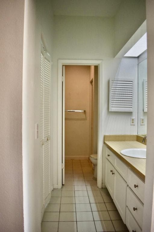 Building Photo - 5220 SW 21st Pl