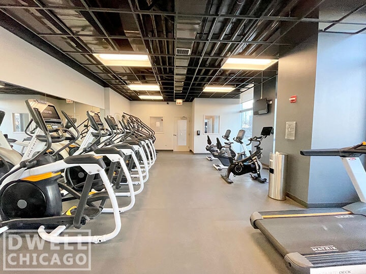 Building Photo - 216 N Canal St