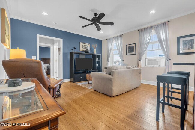 Building Photo - 500 Deal Lake Dr