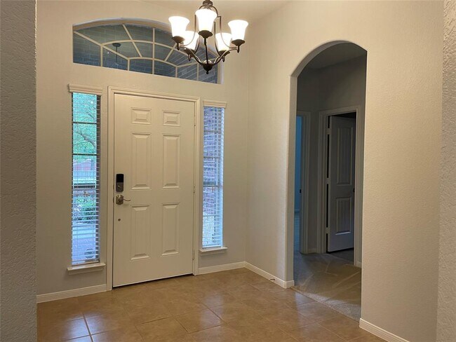 Building Photo - 127 Clearmont Pl