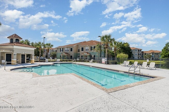 Building Photo - 2 Bedroom, 2 Bath, 1st Floor Condo in Lakes at Viera