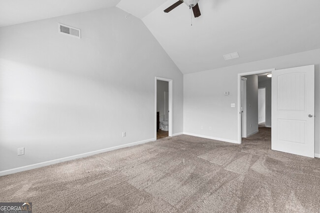 Building Photo - 1969 Old Dogwood