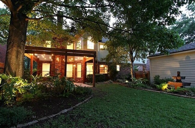 Building Photo - 23035 Lanham Dr