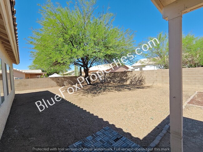 Building Photo - 10057 E Paseo San Bruno