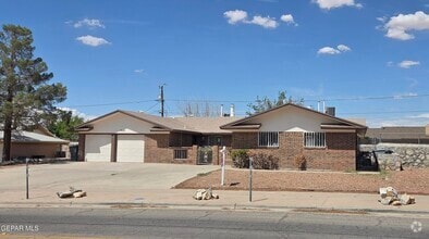 Building Photo - 9009 DARLINA Dr